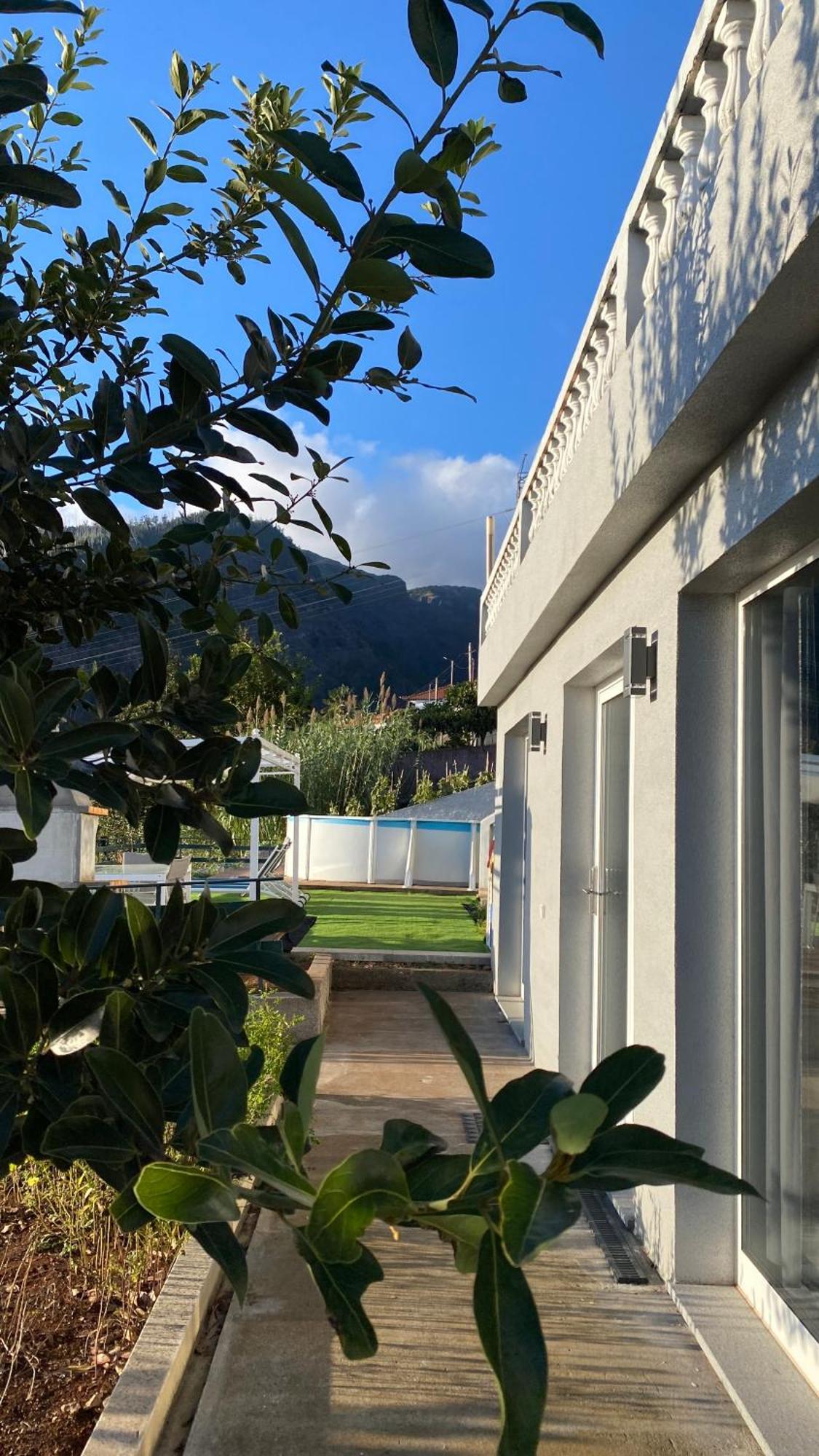 Studio Geek Villa - Open Space - 5M From 5 Top Attractions - Pool All Year Round, Dining Pergola, Barbecue - Funchal Matrix Holiday Home Exterior foto